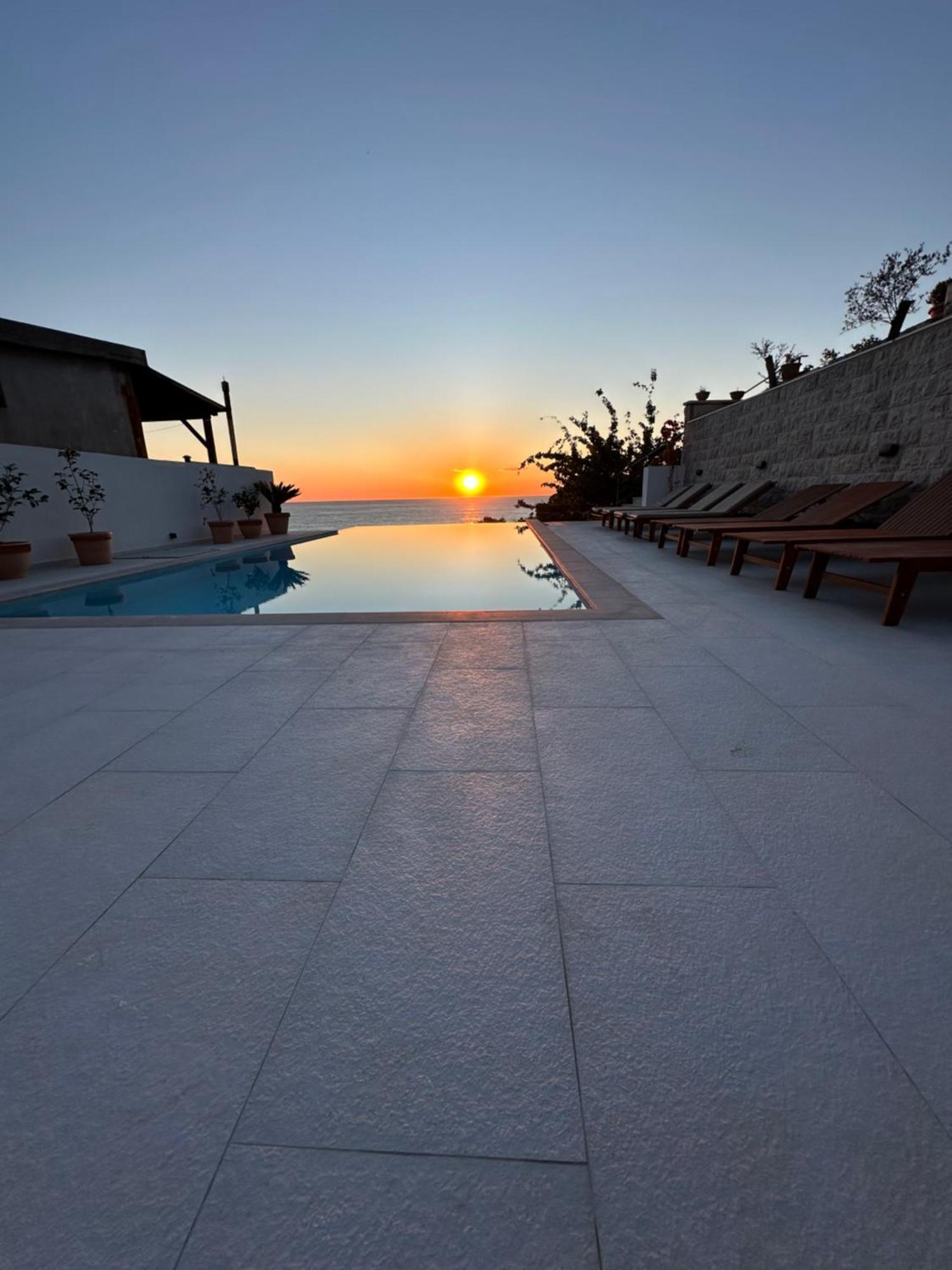 Apartments Blue Heaven Ulcinj Exterior foto